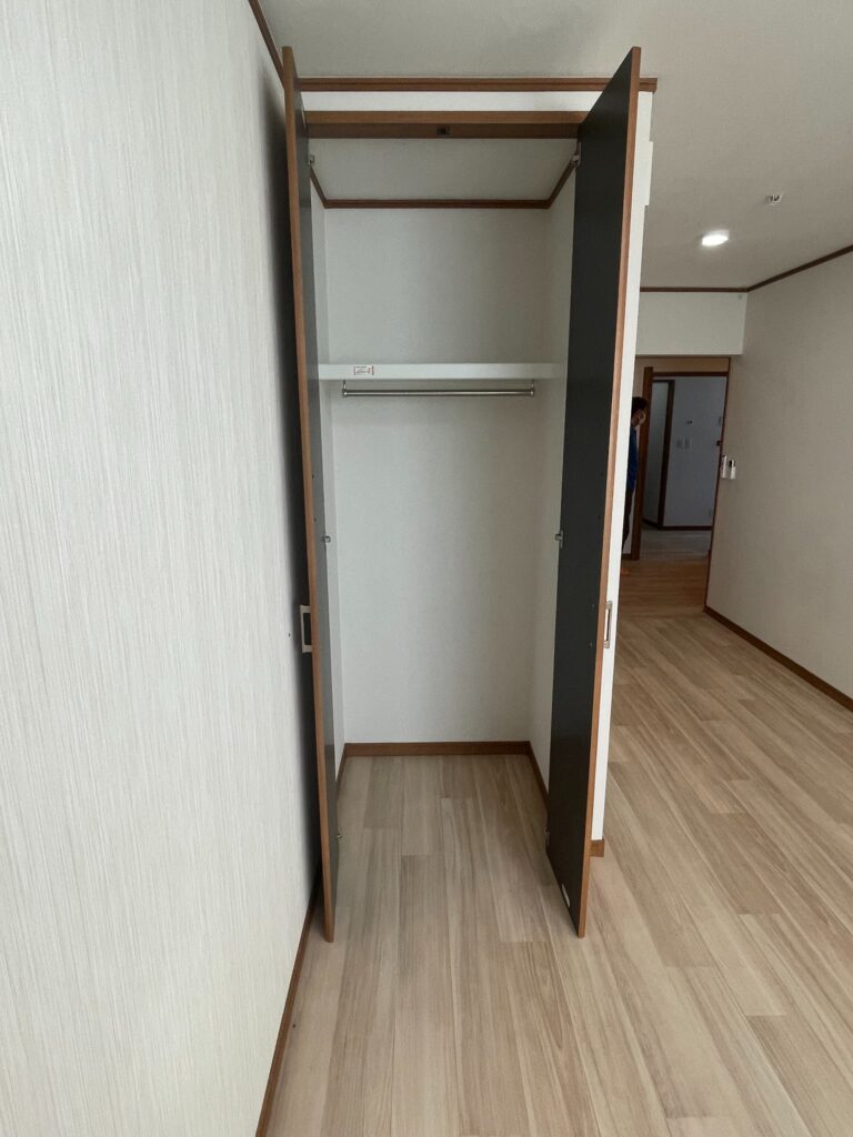 住宅型有料老人ホーム〈アイタス大宮台〉の居室設備　クローゼット